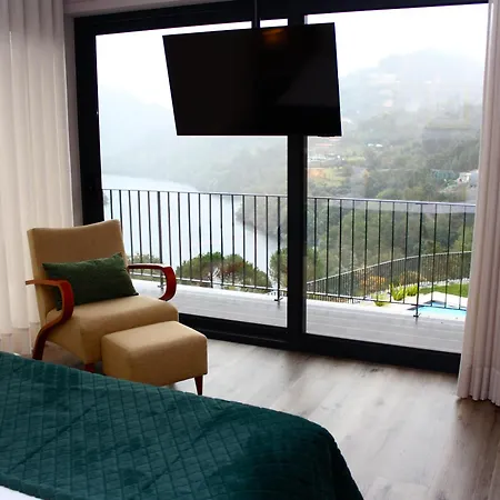 Recanto De Fornelos, - Ate 10 Pax Villa