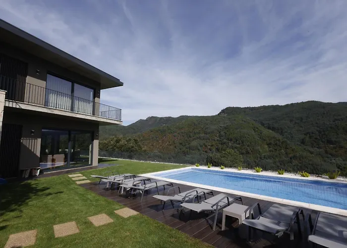 Recanto De Fornelos, - Ate 10 Pax Villa Geres