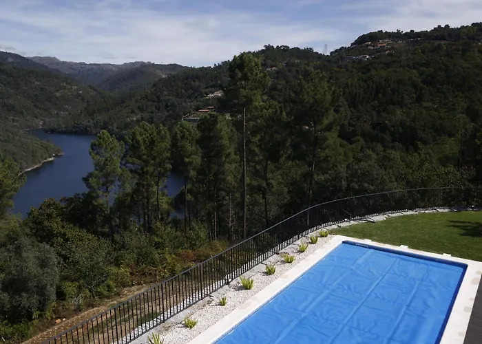 Recanto De Fornelos, - Ate 10 Pax Villa Geres