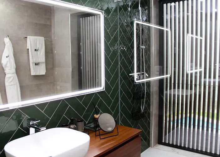 Villa Recanto De Fornelos, - Ate 10 Pax Geres